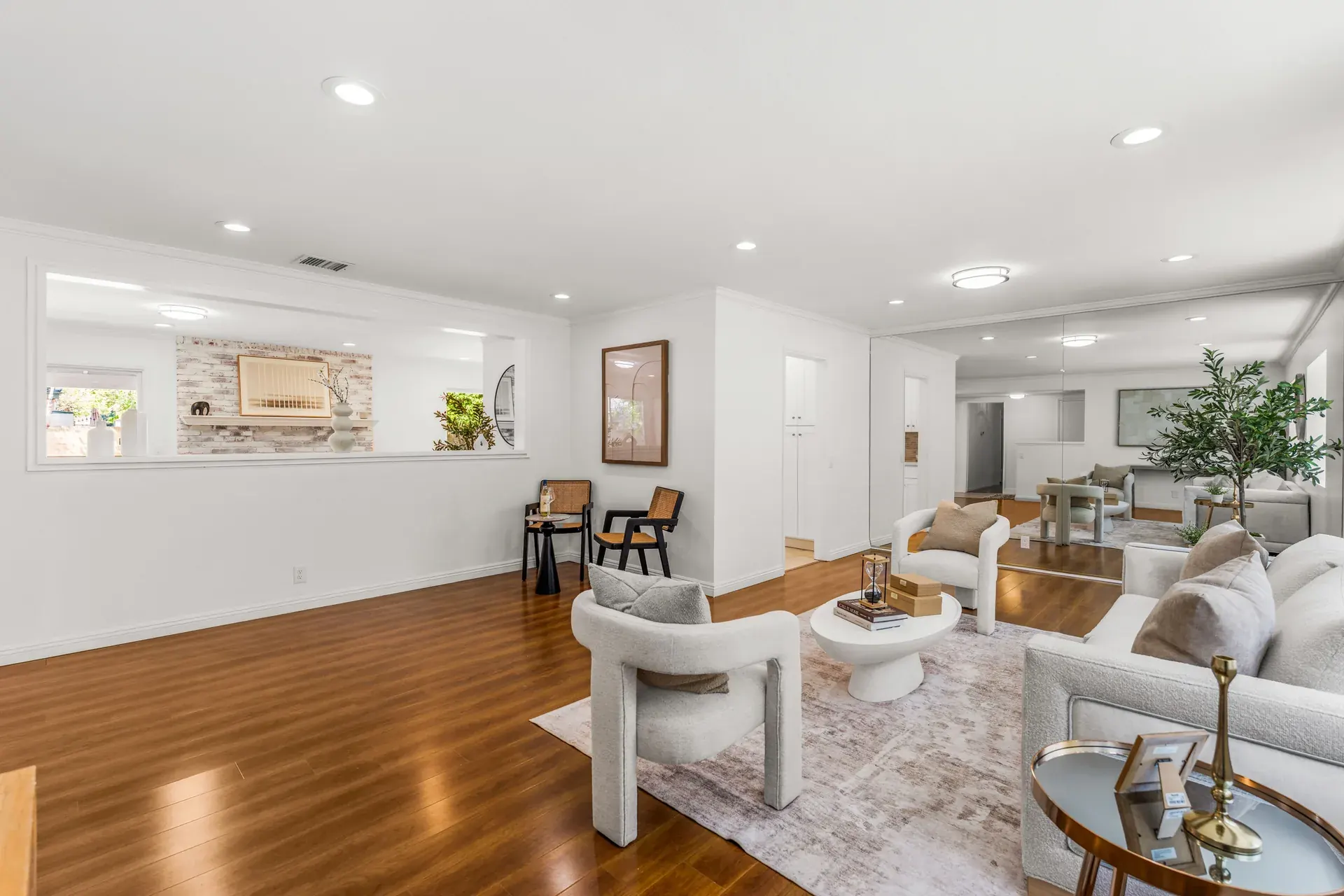 2027 Holly Ave 房屋照片，第 6 張